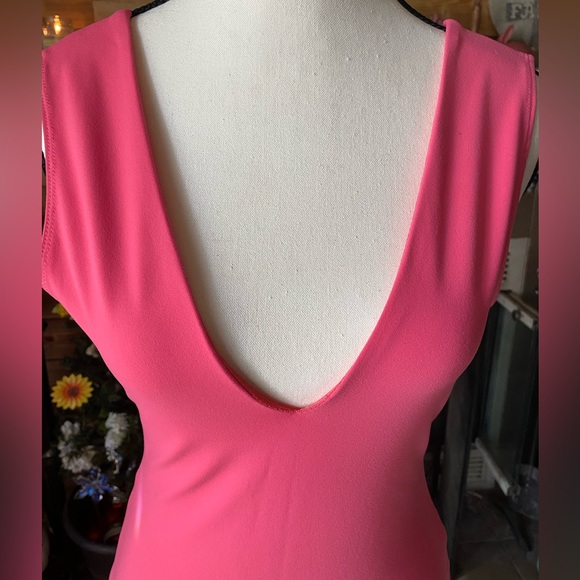 NWT FP Intimately “Keep it Sleek V Neck Thong” Salmon Bodysuit Sm Electr… - Picture 3 of 15